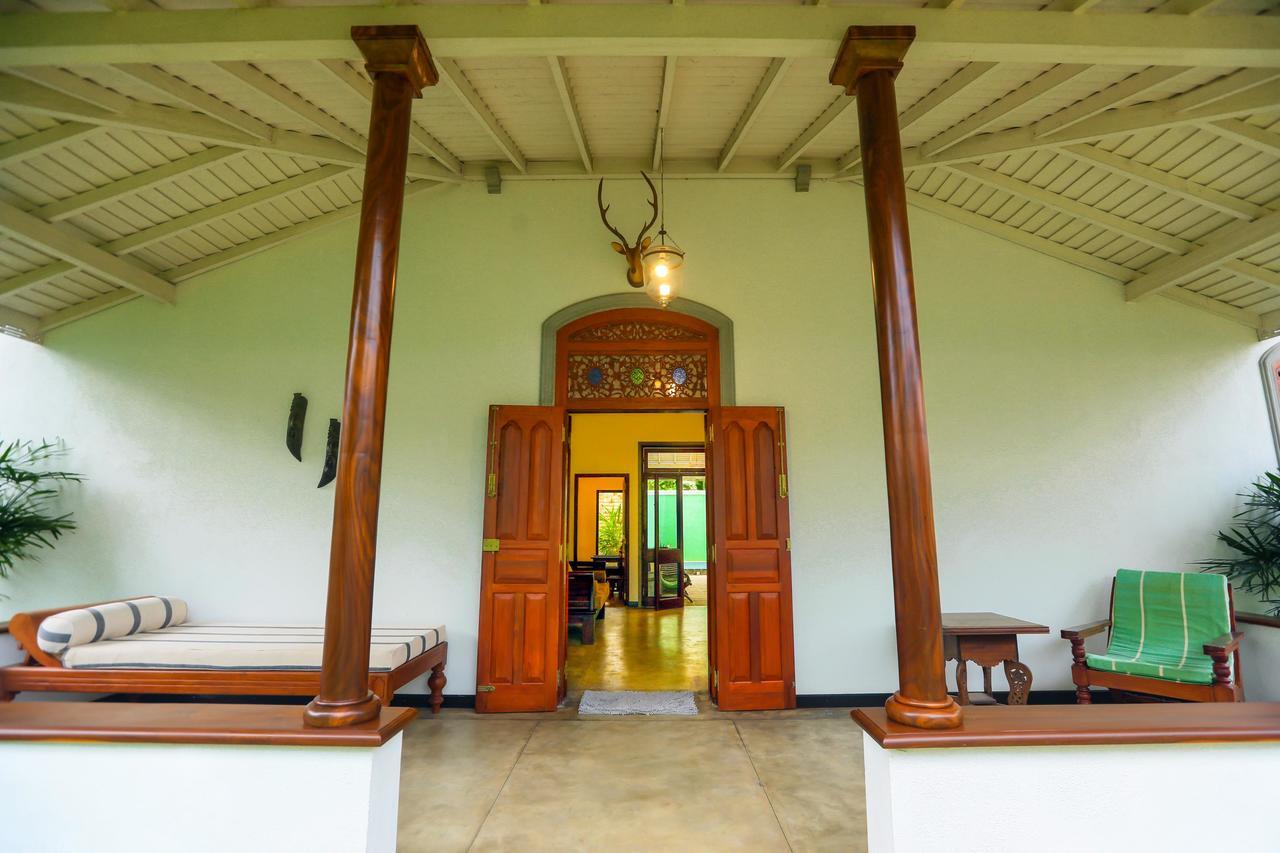 Villa Silver Ferns Hikkaduwa